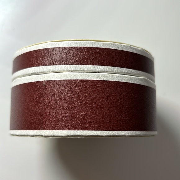 Officine Universelle Paris Nettle Powder - Great for Face Masks, Hair & Wrinkles - Picture 3 of 4